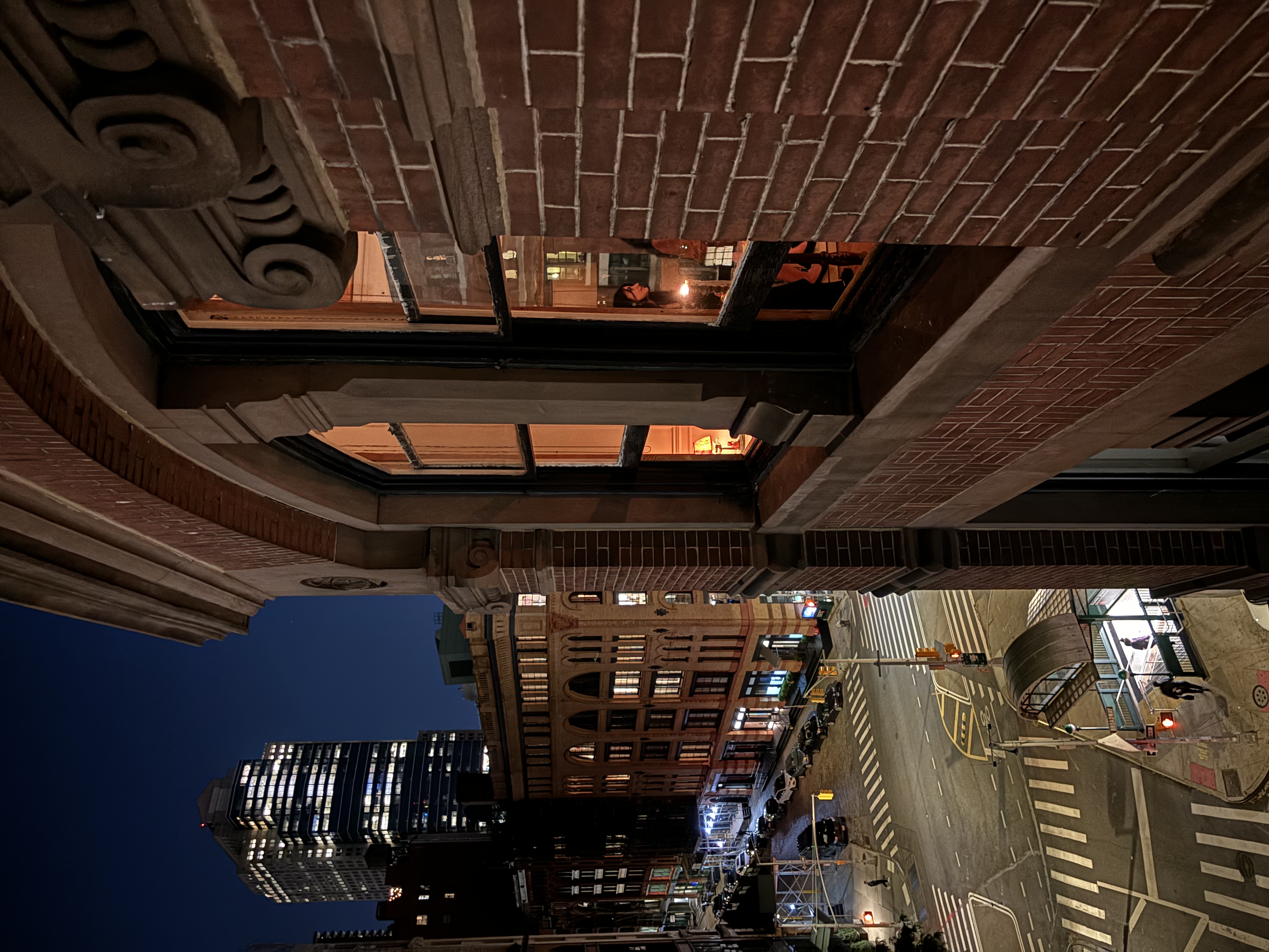 Window 03 — London, Art Deco style