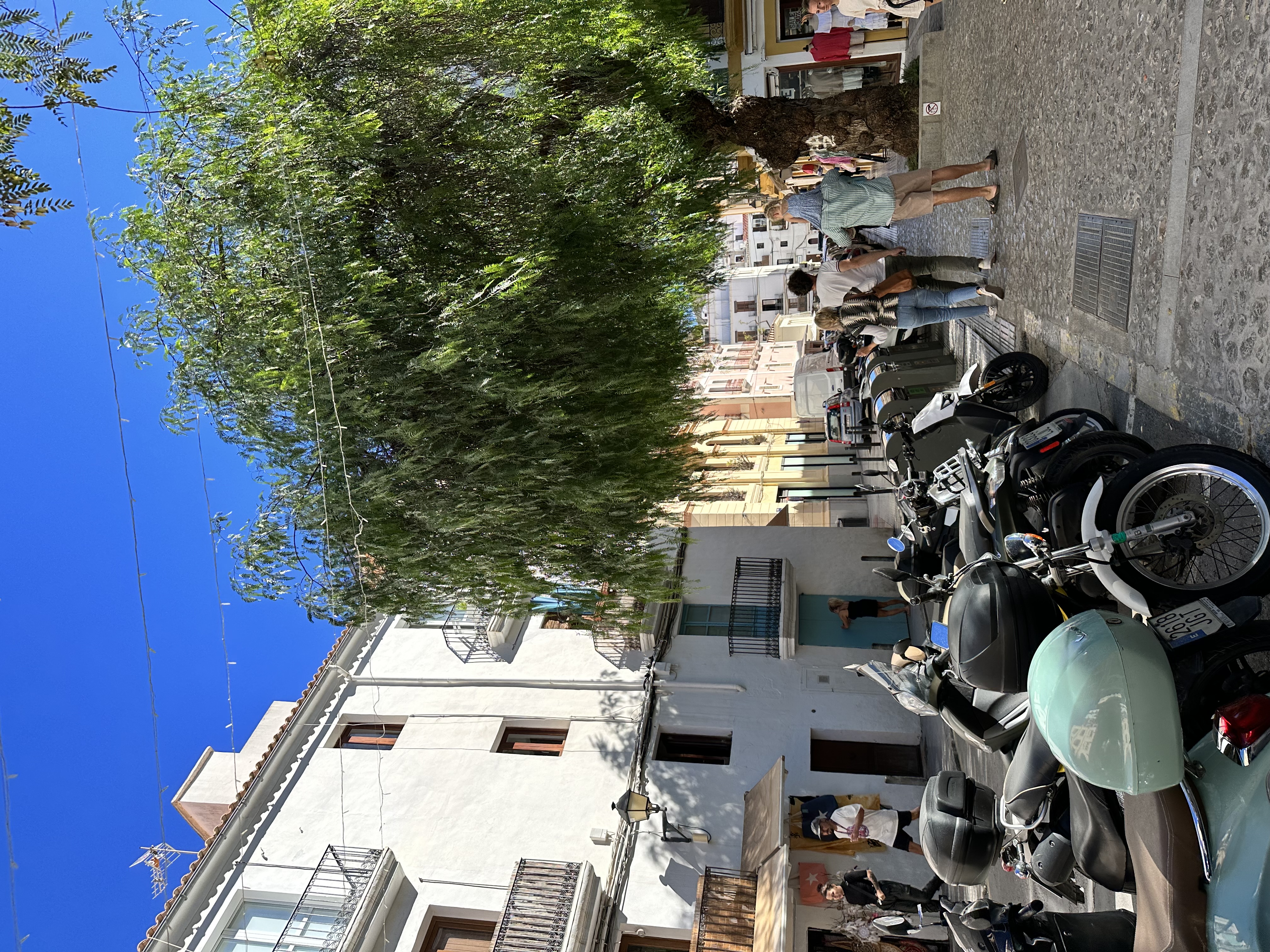 Tall arched Art Deco window with decorative metalwork — London